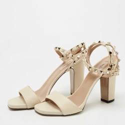 Pre Owned Valentino Cream Leather Rockstud Ankle Strap Sandals Size 40