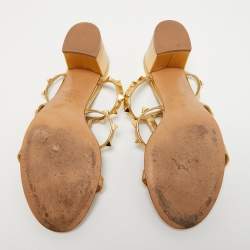 Pre Owned Valentino Gold Leather Rockstud Slides Size 38.5