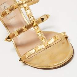 Pre Owned Valentino Gold Leather Rockstud Slides Size 38.5