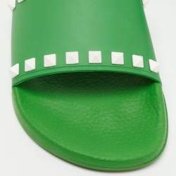 Pre Owned Valentino Green Rubber Rockstud Flat Slides Size 39