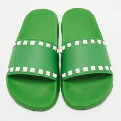 Pre Owned Valentino Green Rubber Rockstud Flat Slides Size 39