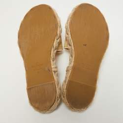 Pre Owned Valentino Beige/Gold Canvas Escape V logo Espadrille Flats Size 35