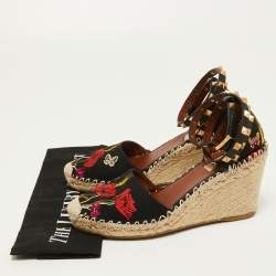 Pre Owned Valentino Black Embroidered Canvas Rockstud Espadrille Wedge Sandals Size 37