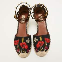 Pre Owned Valentino Black Embroidered Canvas Rockstud Espadrille Wedge Sandals Size 37