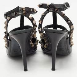 مملوكة مسبقًا Valentino Black Leather Rockstud Ankle Strap Pumps Size 35.5
