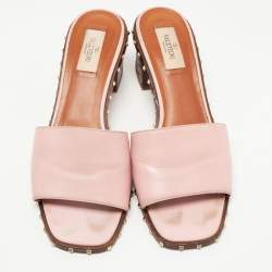 Pre Owned Valentino Pink Leather Rockstud Slide Sandals Size 39