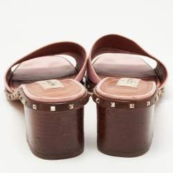 Pre Owned Valentino Pink Leather Rockstud Slide Sandals Size 39