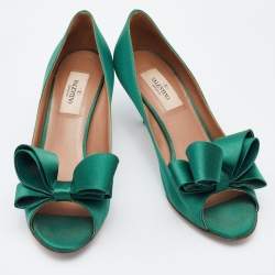 Pre Owned Valentino Green Satin Bow Peep Toe Platform Pumps Size 37