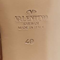 Pre Owned Valentino Tan Leather Rockstud Ankle Strap Sandals Size 40