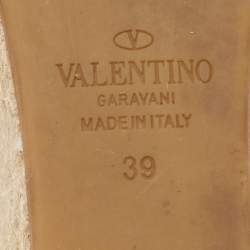 Pre Owned Valentino Cream Leather Rockstud Wedge Ankle Strap Sandals Size 39