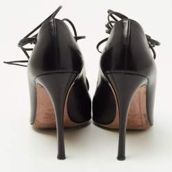 Pre Owned Valentino Black Leather Studded Accents Pumps Size 36.5