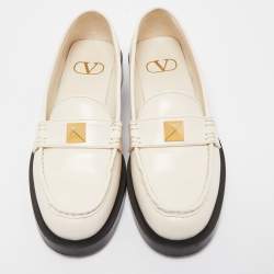Pre Owned Valentino Cream Leather Roman Stud Loafer Size 38
