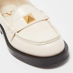 Pre Owned Valentino Cream Leather Roman Stud Loafer Size 38