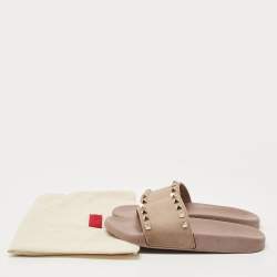 Pre Owned Valentino Beige Rubber Rockstud Slide Flats Size 37