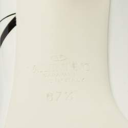 Pre Owned Valentino White Patent Leather VLTN Pointed Toe Pumps Size 37.5 