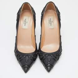 Pre Owned Valentino Black Leather Swirl Detail Pointed Toe Pumps Size 38