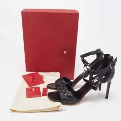 Pre Owned Valentino Black Leather Rockstud Ankle Strap Sandals Size 39