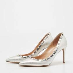 Pre Owned Valentino Silver Foil Leather Rockstud Pointed Toe Pumps Size 37.5