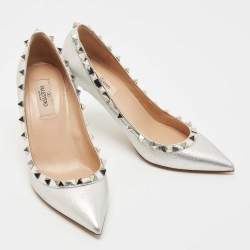 Pre Owned Valentino Silver Foil Leather Rockstud Pointed Toe Pumps Size 37.5