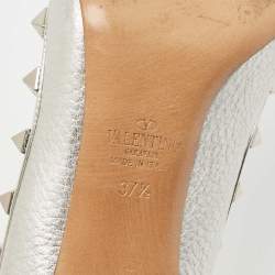 Pre Owned Valentino Silver Foil Leather Rockstud Pointed Toe Pumps Size 37.5