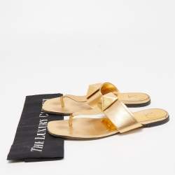 Pre Owned Valentino Gold Leather One Stud Thong Flats Size 38