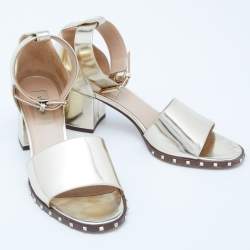Pre Owned Valentino Gold Patent Leather Soul Rockstud Ankle Strap Block Heel Sandals Size 38