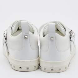 مملوكة مسبقًا حذاء رياضي فالنتينو روكستد جلد وردي/أبيض عنق منخفض مقاس 37.5