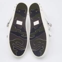 مملوكة مسبقًا حذاء رياضي فالنتينو روكستد جلد وردي/أبيض عنق منخفض مقاس 37.5