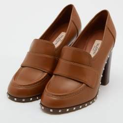 Pre Owned Valentino Brown Leather Rockstud Loafer Pumps Size 38.5