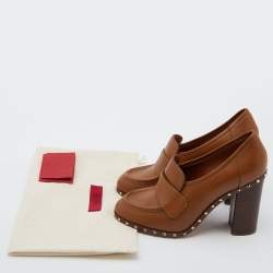 Pre Owned Valentino Brown Leather Rockstud Loafer Pumps Size 38.5