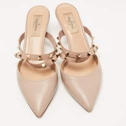 Pre Owned Valentino Beige Leather Rockstud Strappy Mules Size 37