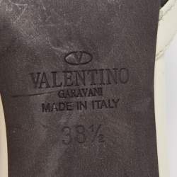 Pre Owned Valentino Black/White Leather Rockstud Pumps Size 38.5