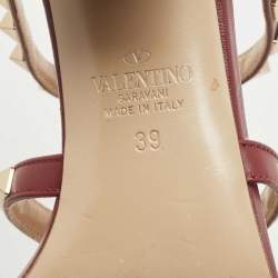 Pre Owned Valentino Burgundy Leather Rockstud Slide Sandals Size 39