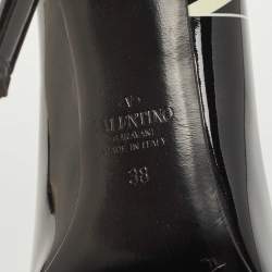 Pre Owned Valentino Black Patent Leather VLTN Pumps Size 38