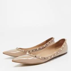Pre Owned Valentino Beige Patent Leather Rockstud Ballet Flats Size 40.5