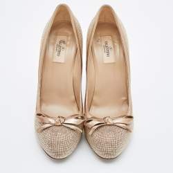 Pre Owned Valentino Pink Leather Crystal Embellished Pumps Size 39