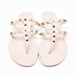 Pre Owned Valentino Pink Rubber Rockstud Thong Flat Slides Size 39