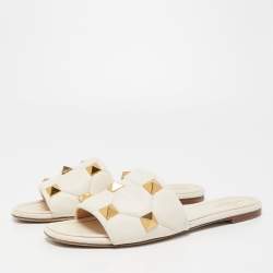 Pre Owned Valentino Cream Quilted Leather Roman Stud Flat Slides Size 40.5