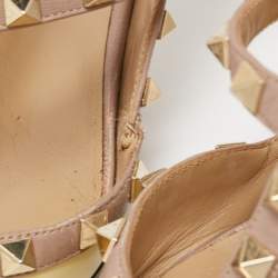 Pre Owned Valentino Cream/Dusty Pink Patent and Leather Rockstud Ankle Strap Pumps Size 40