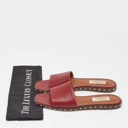 Pre Owned Valentino Burgundy Leather Soul Rockstud Flat Slides Size 36