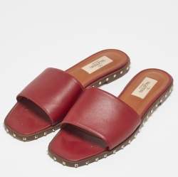 Pre Owned Valentino Burgundy Leather Soul Rockstud Flat Slides Size 36