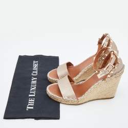 Pre Owned Valentino Metallic Gold Leather Rockstud Ankle Strap Wedge Espadrille Sandals Size 37