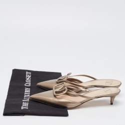 مملوكة مسبقًا Valentino Metallic Leather V LOGO Mules Size 36.5