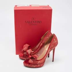 Pre Owned Valentino Red Satin and Lace Platform Peep Toe Pumps Size 39