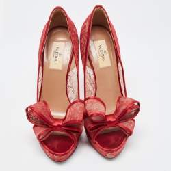 Pre Owned Valentino Red Satin and Lace Platform Peep Toe Pumps Size 39