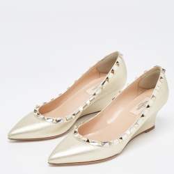 Pre Owned Valentino Metallic Gold Leather Rockstud  Wedge Pumps Size 37