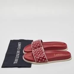 Pre Owned Valentino Red/White Quilted Leather Rockstud Pool Slides Size 37.5