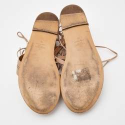 مملوكة مسبقًا Valentino Beige Leather Rockstud Gladiator Flat Sandals Size 41