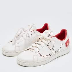 Pre Owned Valentino White Leather Escape V logo Sneakers Size 36