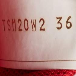 Pre Owned Valentino White Leather Escape V logo Sneakers Size 36